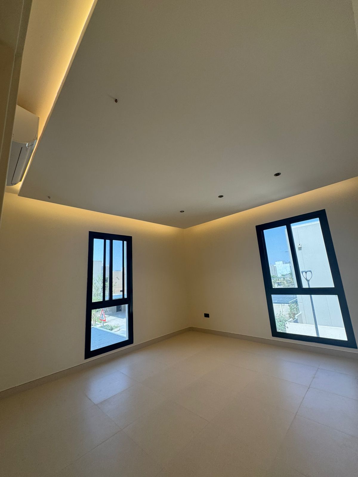 🏰 **Modern Luxury Villa | Sidra District – Roshn**   ✨ *Contemporary Design Blending Elegance, Functionality & Sustainability*  